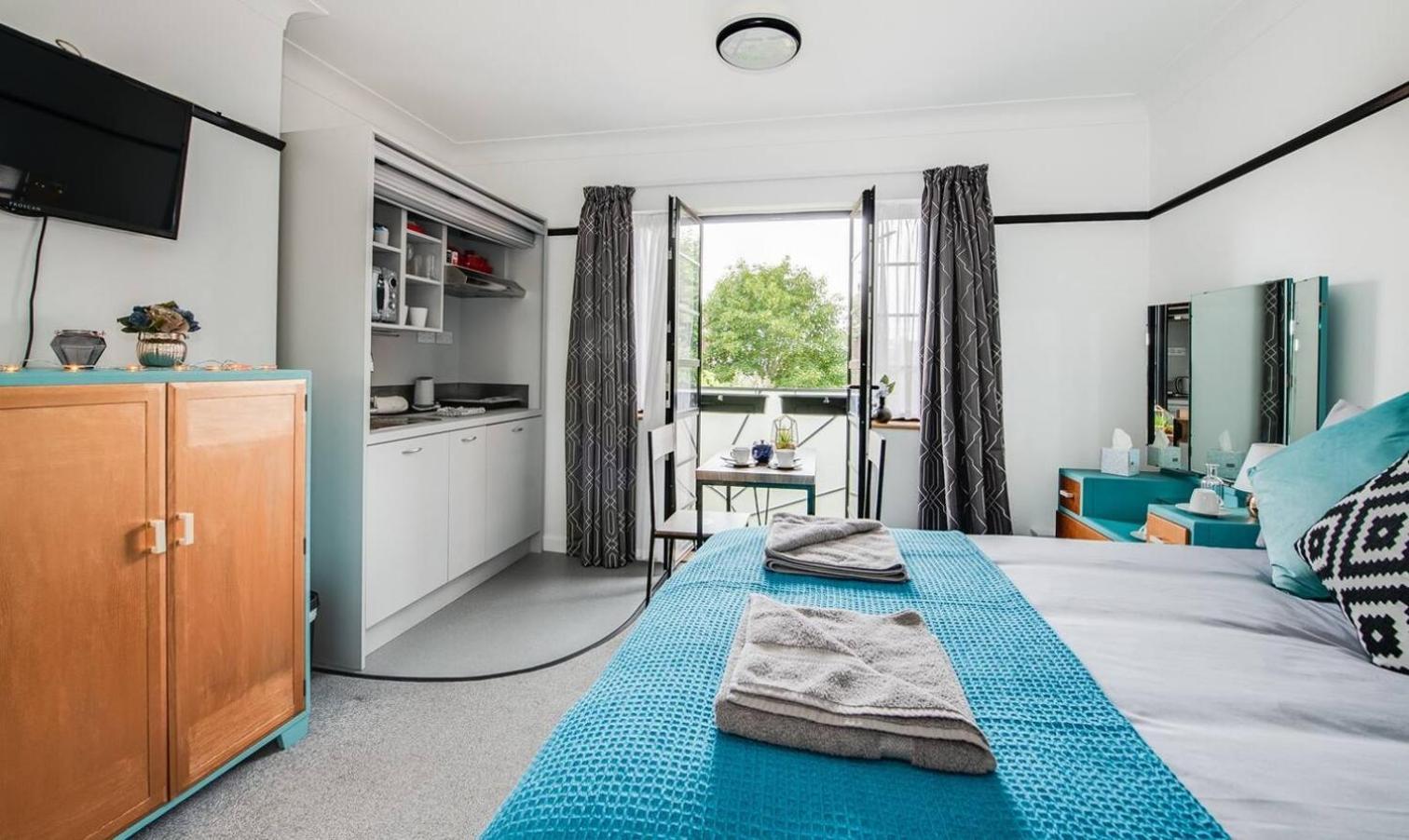 Ferryman Apartments By Places To Be Portsmouth Buitenkant foto