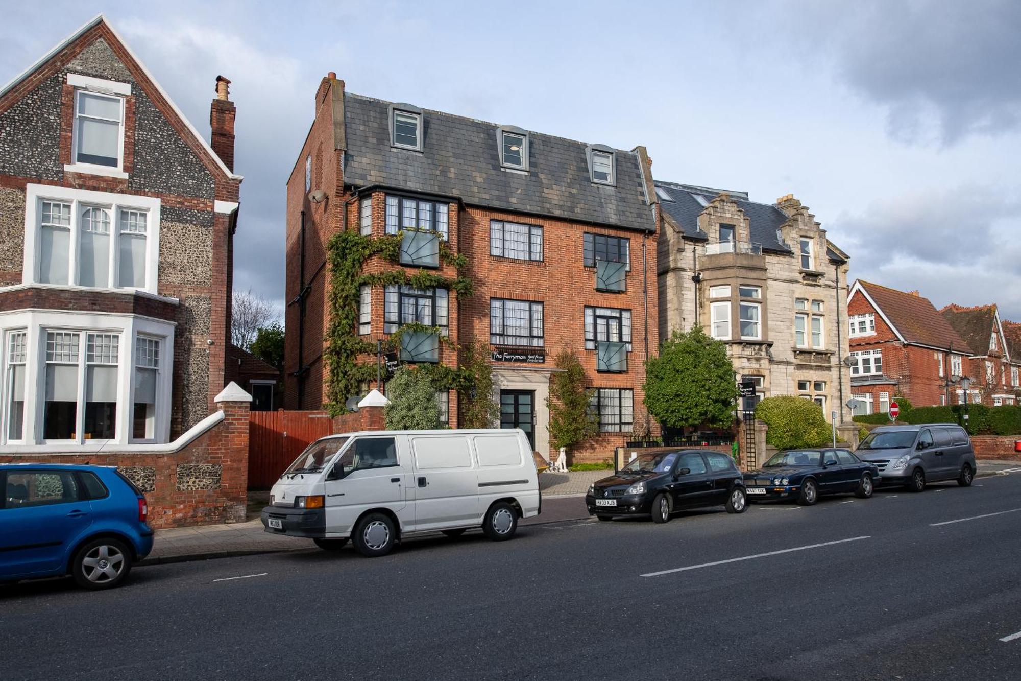 Ferryman Apartments By Places To Be Portsmouth Buitenkant foto